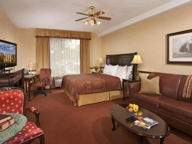 Ayres Suites Mission Viejo - Lake Forest מראה חיצוני תמונה
